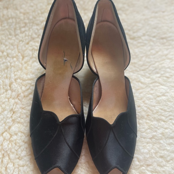 Antique 1940s perfect condition satin shoes - Picture 4 of 5